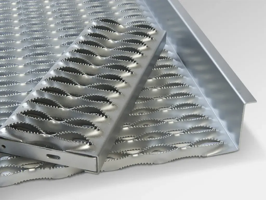 304 Stainless Steel Grip Strut Grating - anti-slip safety grating close-up